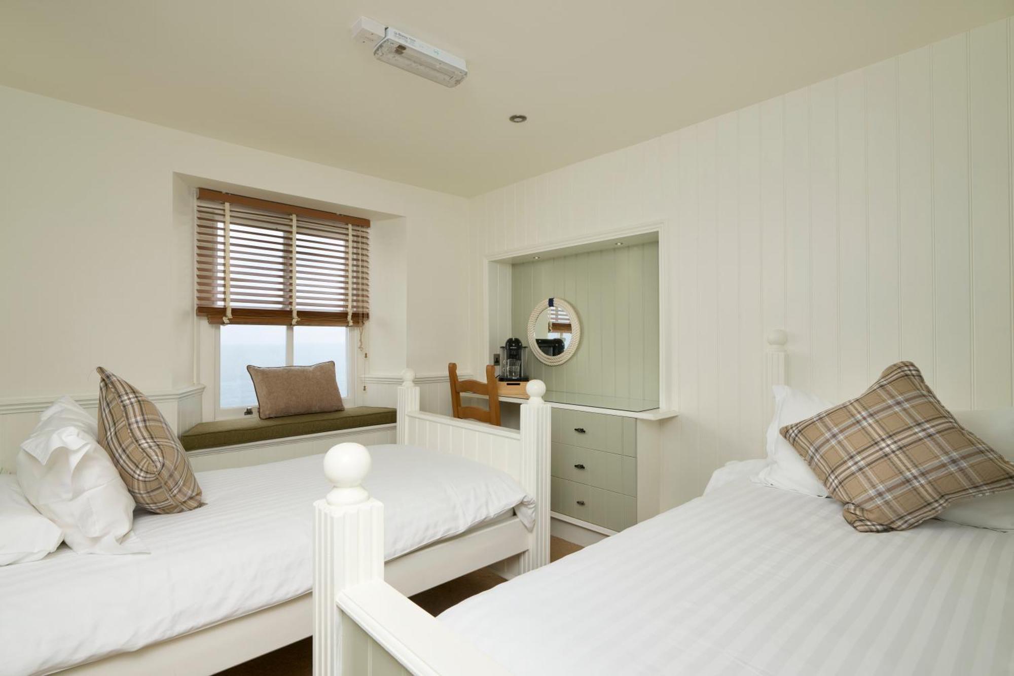 The Cricket Inn Beesands Bagian luar foto