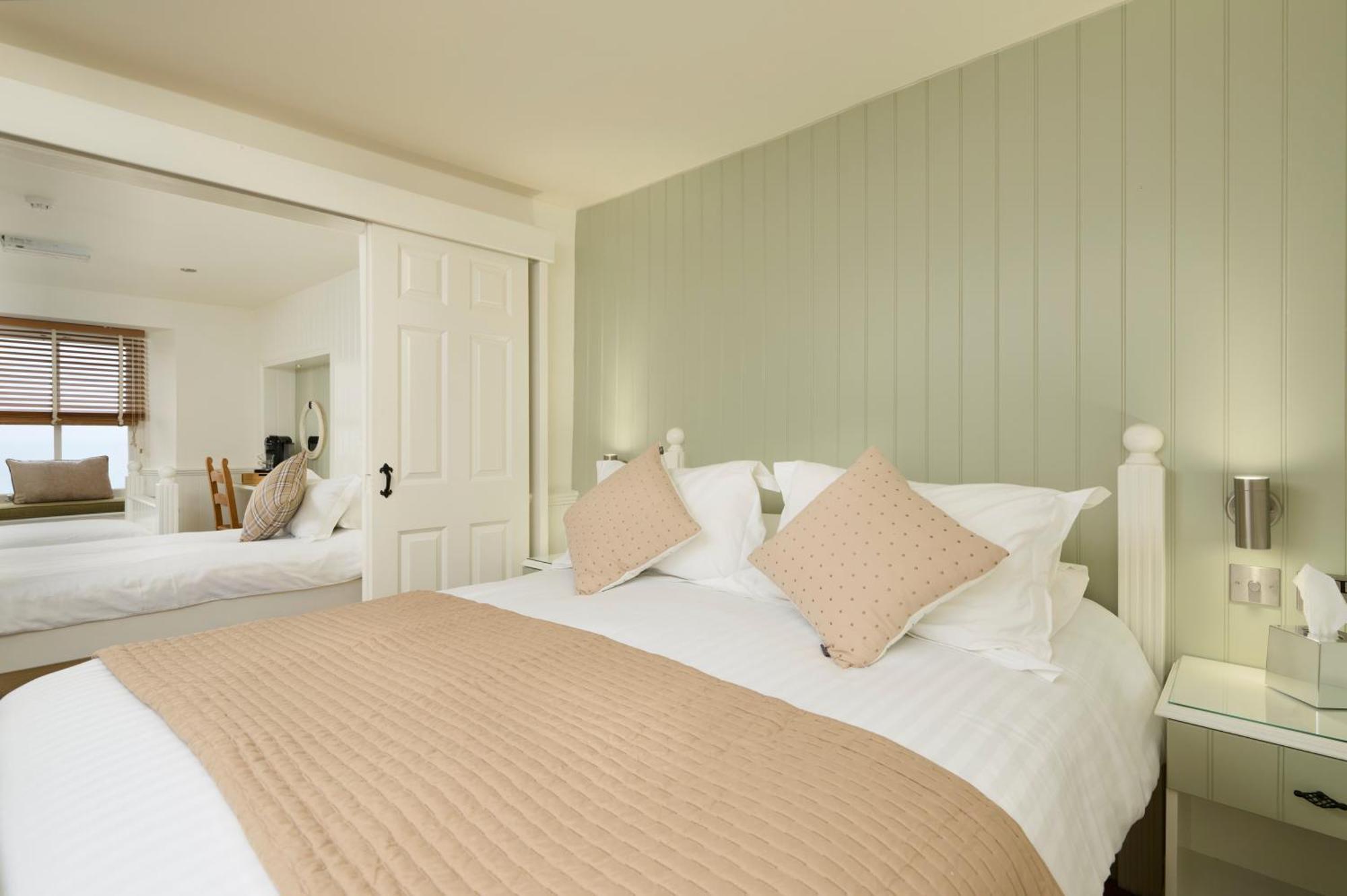The Cricket Inn Beesands Bagian luar foto