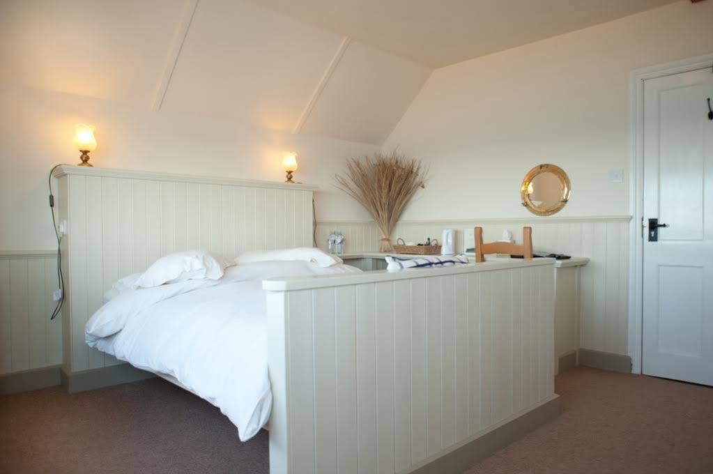 The Cricket Inn Beesands Bagian luar foto