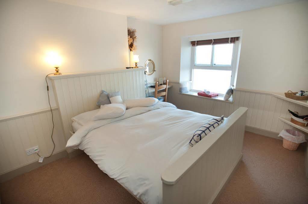 The Cricket Inn Beesands Bagian luar foto