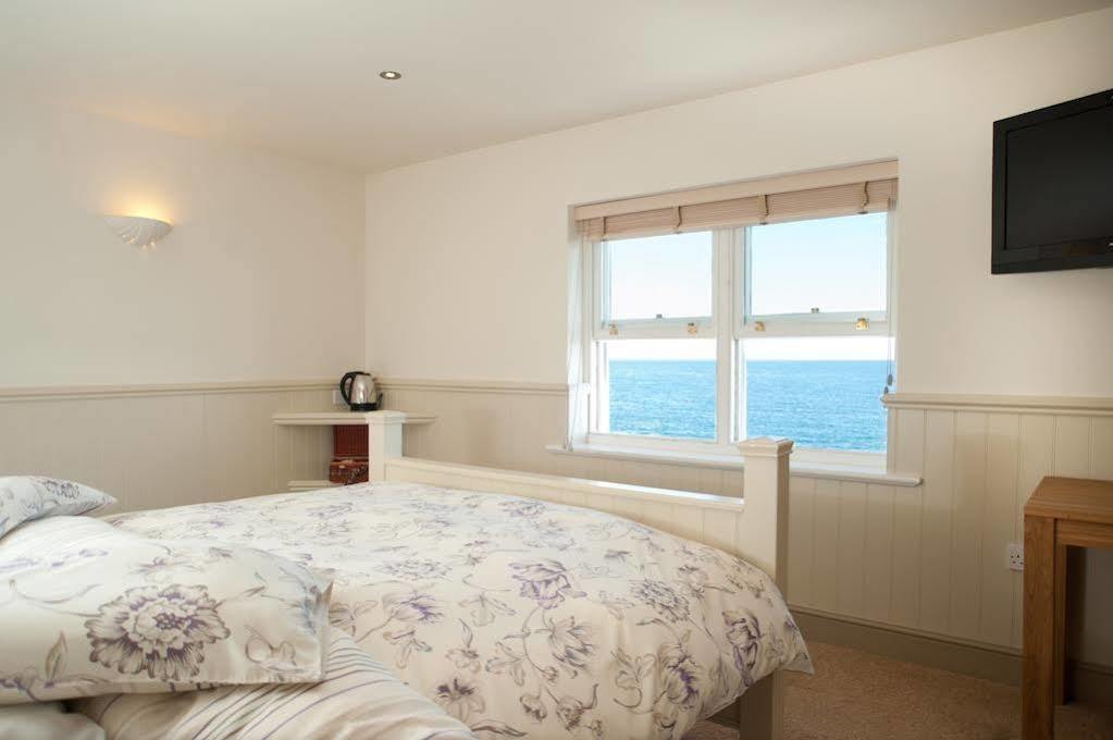 The Cricket Inn Beesands Bagian luar foto